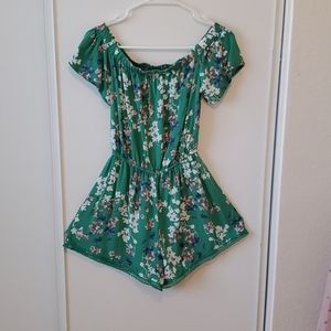 Green Jumpsuit with flowers for women size small